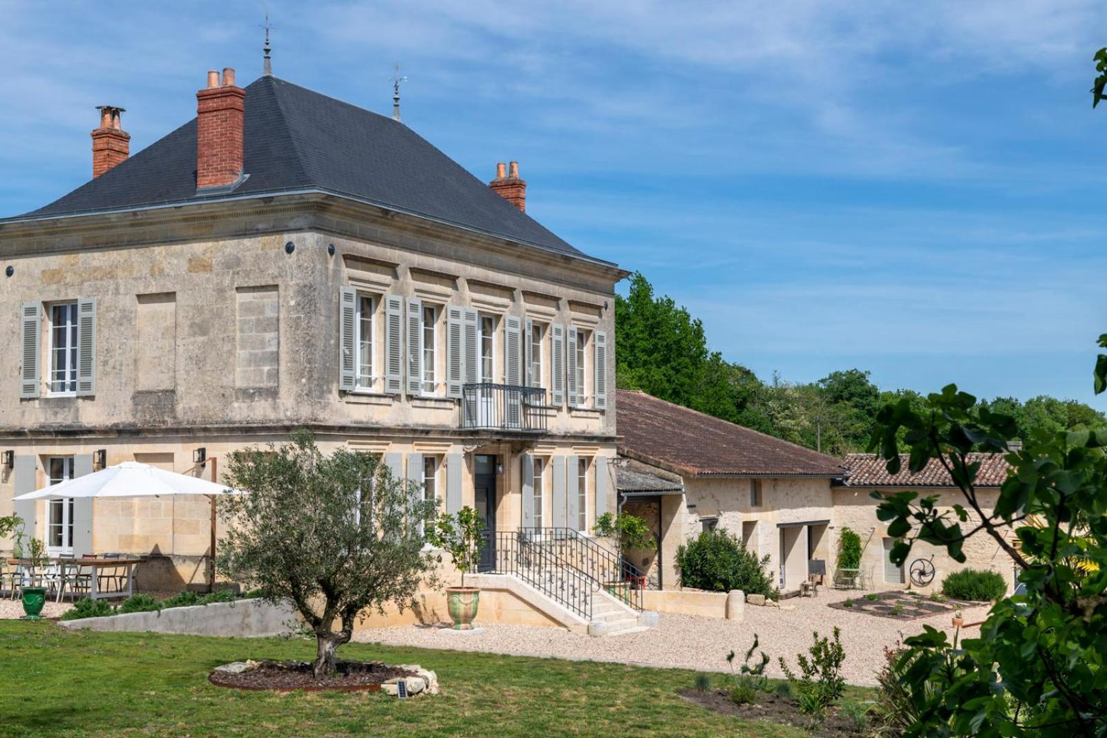 Maison Groleau Mombrier Bagian luar foto